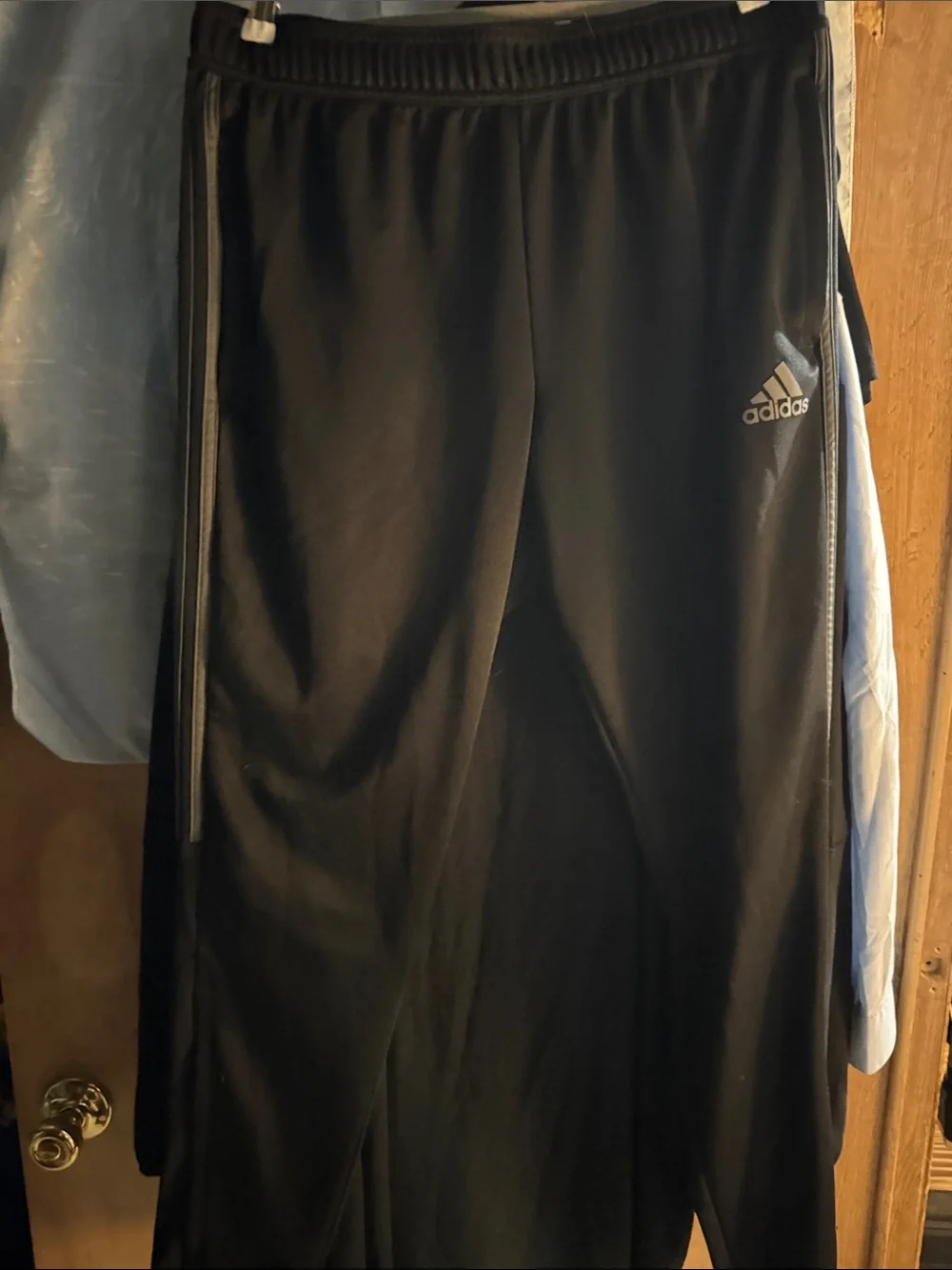 adidas classic black